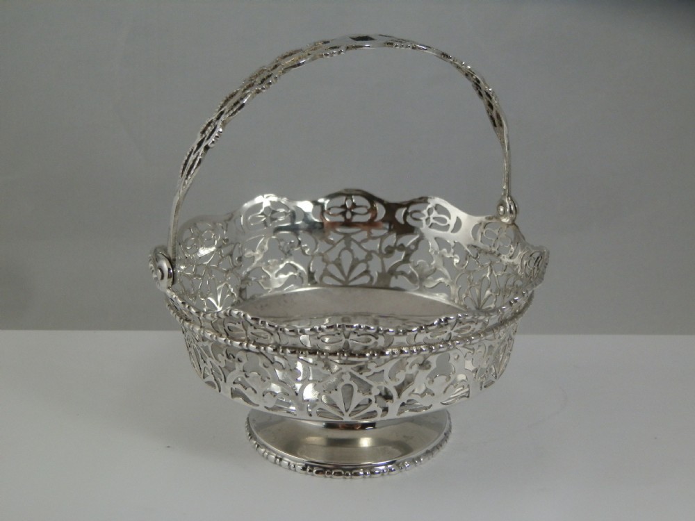 Chester Edwardian silver bonbon basket, Chester 1908 View VIII