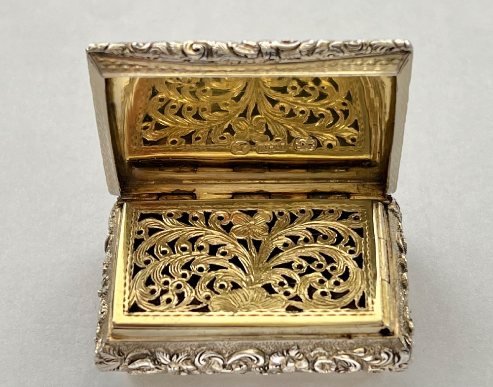 Victorian antique silver vinaigrette, Kenilworth Castle, Nathaniel Mills 1839 View VII
