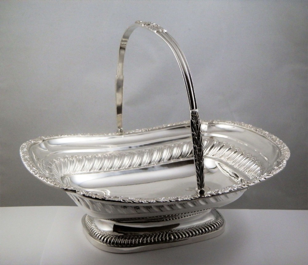 Victorian antique silver fruit bowl , Goldsmiths of London 1901 View II