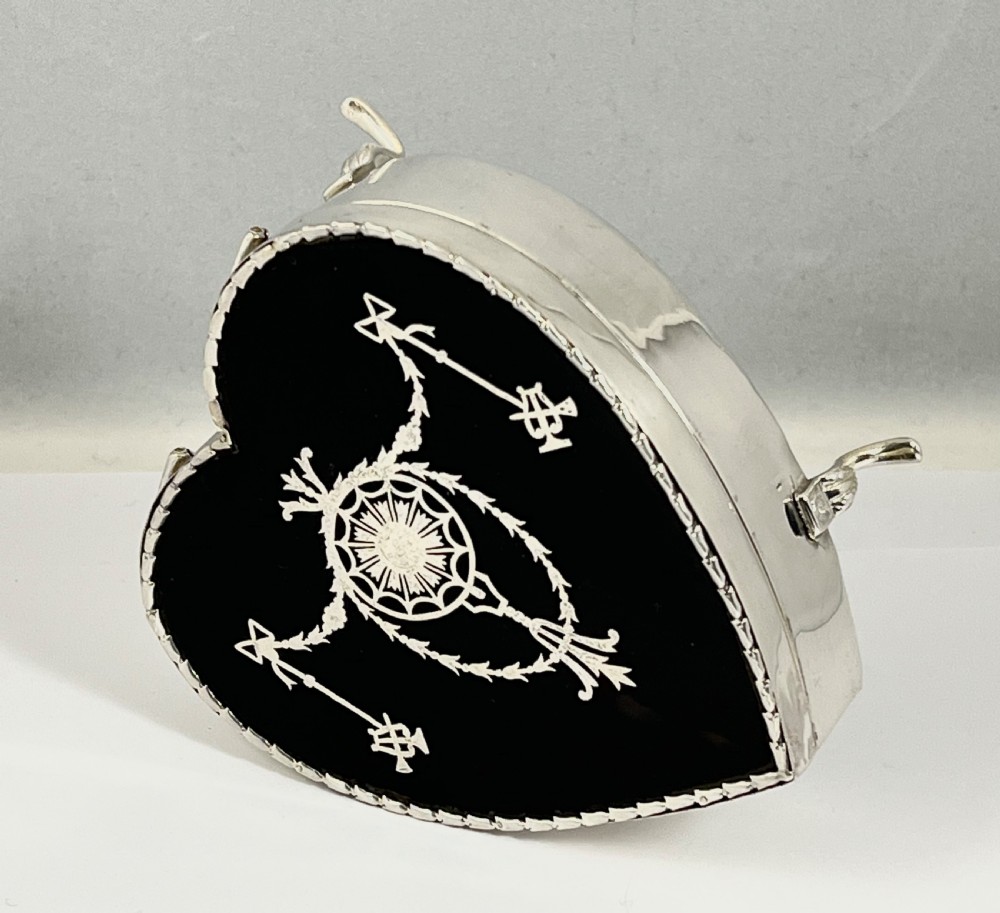 Edwardian silver and tortoise jewellery box, William Comyns 1906 View VI