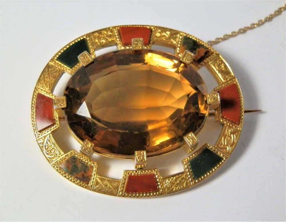 Victorian antique gold and agate citrine brooch, Scottish c.1880
