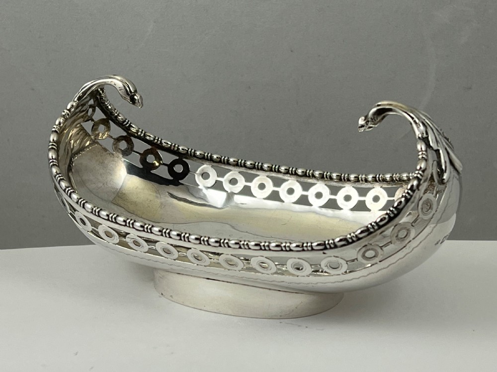 George V silver Viking Long Boat bowl, Chester 1915 View VIII