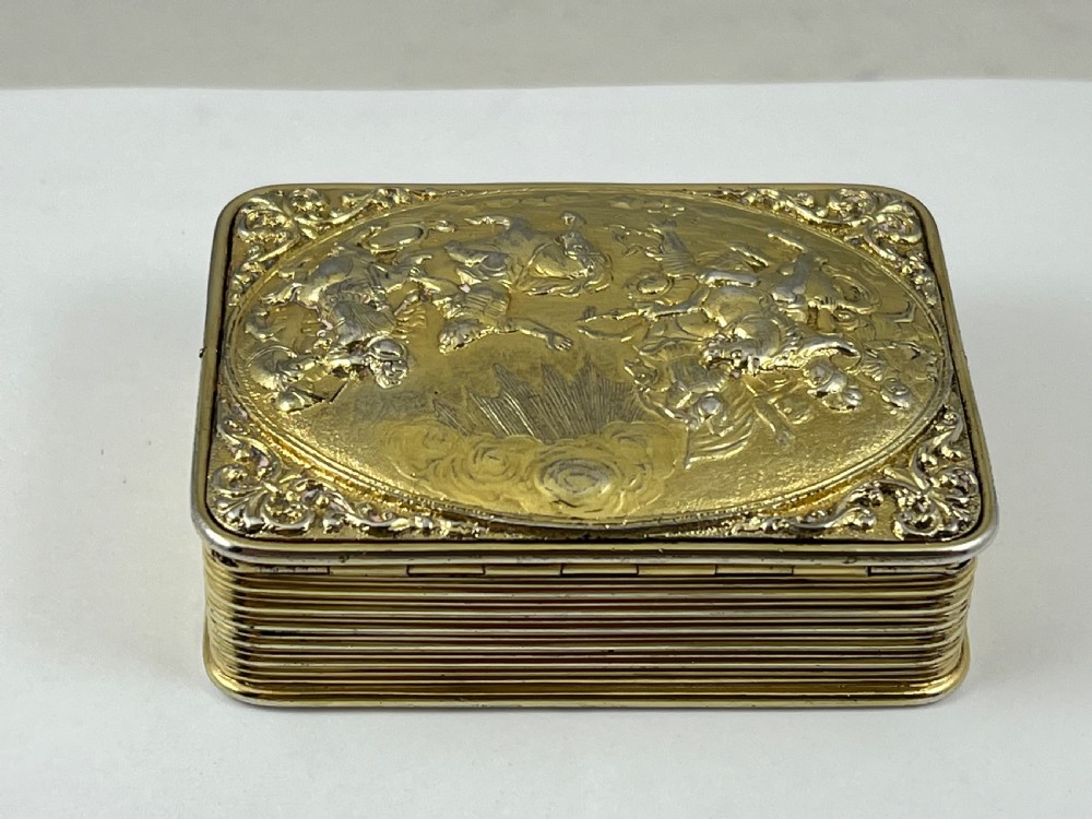 George III silver gilt antique table snuff box, Battle scene, London 1812 View III
