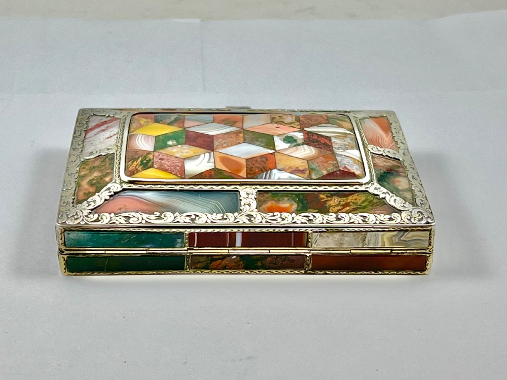 Scottish antique Victorian silver and agate sewing case, c.1860 View VIII