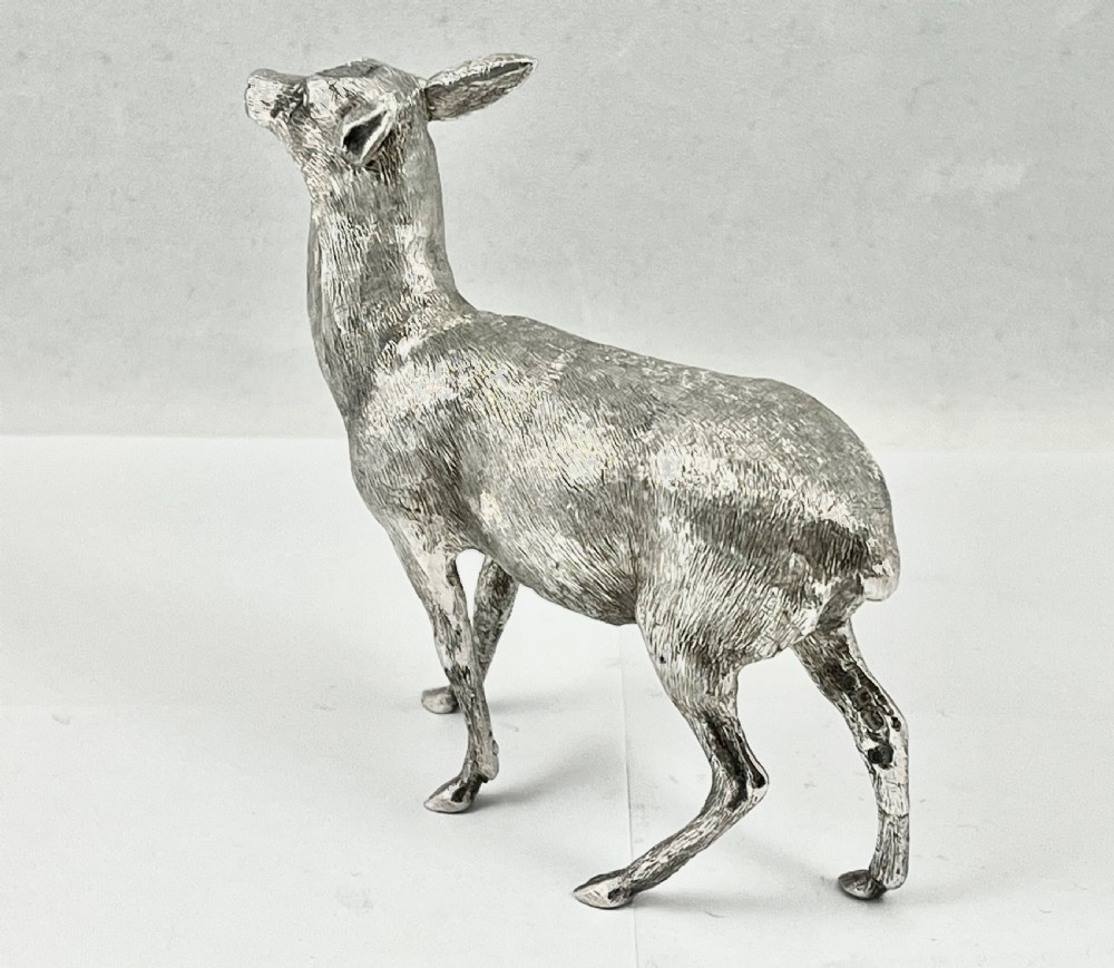 Elizabeth II silver red deer stag and hind, London 1970 View VII