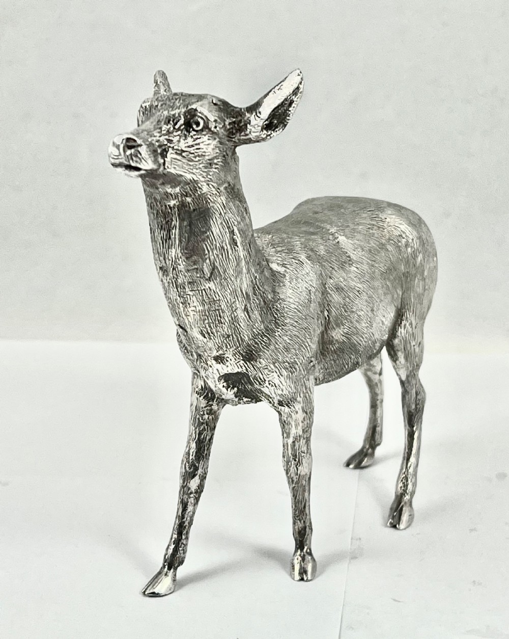 Elizabeth II silver red deer stag and hind, London 1970 View VIII