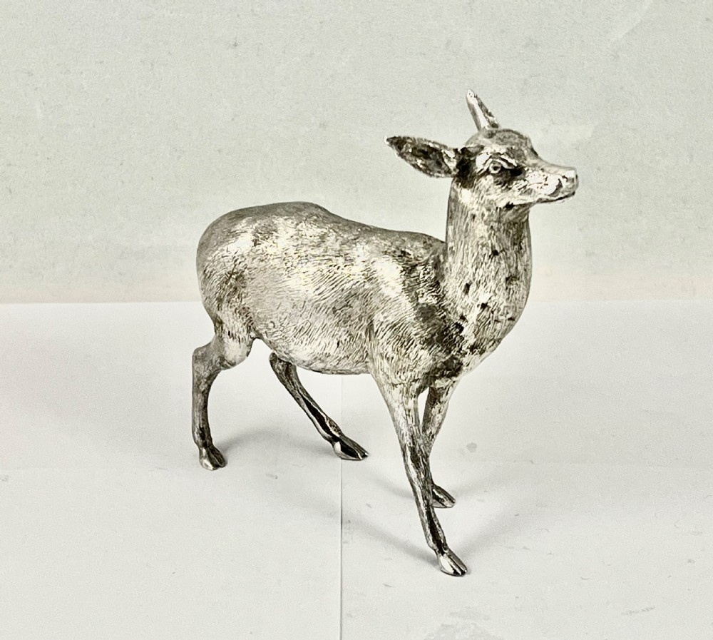 Elizabeth II silver red deer stag and hind, London 1970 View IX