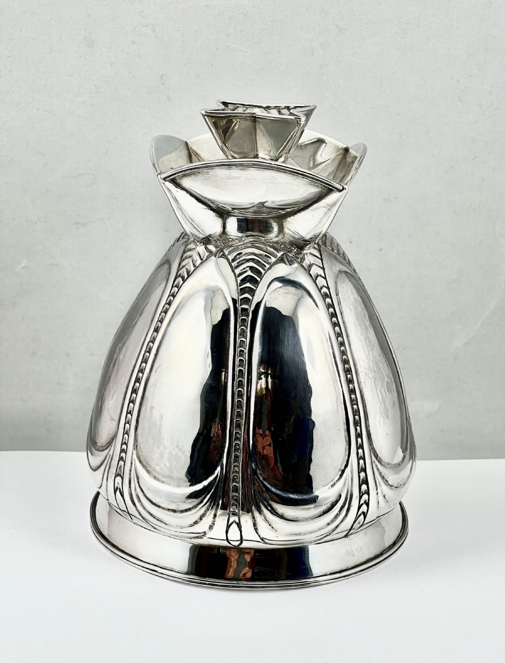 Art deco silver Vodka or liqueur decanter, L.N. Grffiths 1935 View V