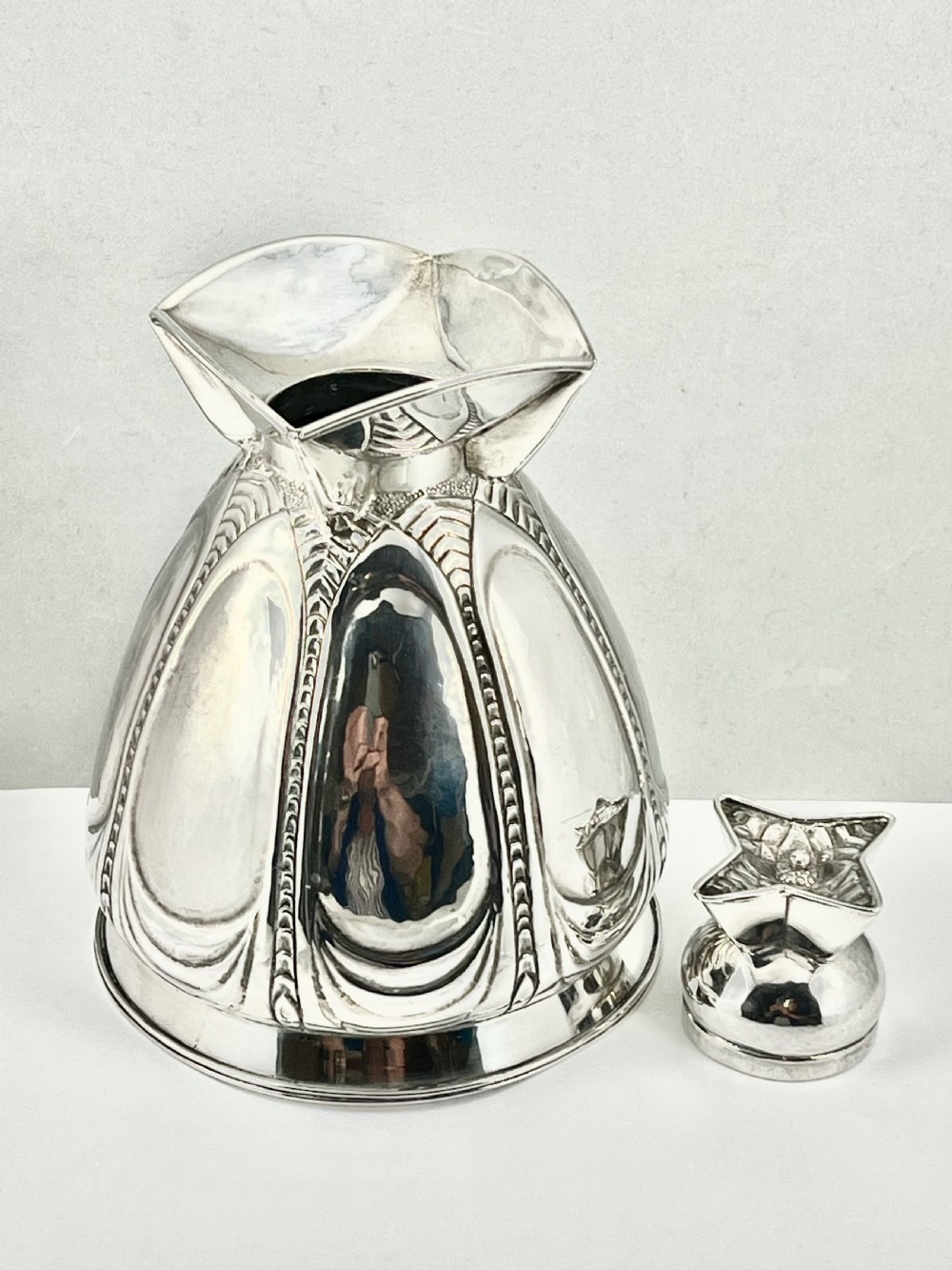 Art deco silver Vodka or liqueur decanter, L.N. Grffiths 1935 View VI