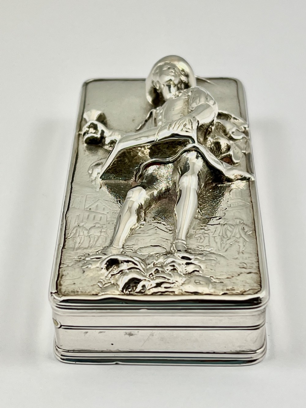 George IV antique silver “Pedlar” snuff box, John Linnet 1823 View II
