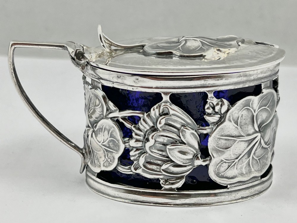 Art Nouveau Edwardian silver mustard pot, Samson Mordan 1902 View IV