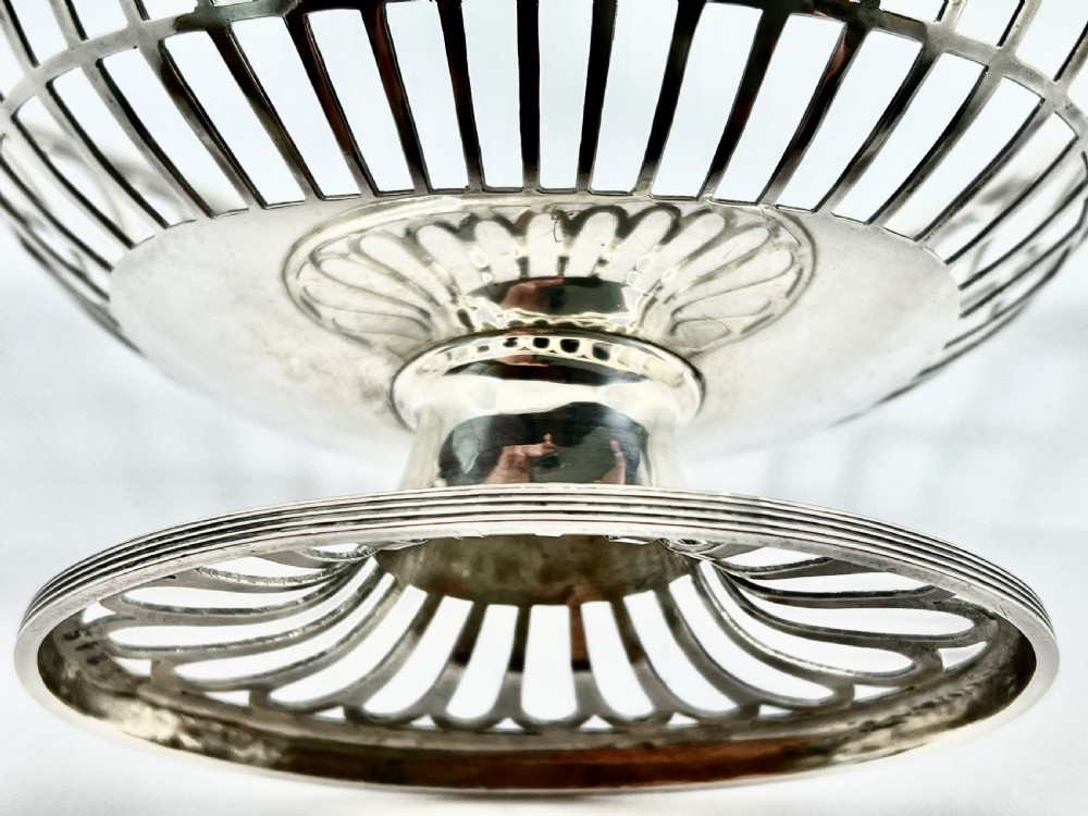 George V antique three silver fruit bowl set, Mathew Hall 1913 View X