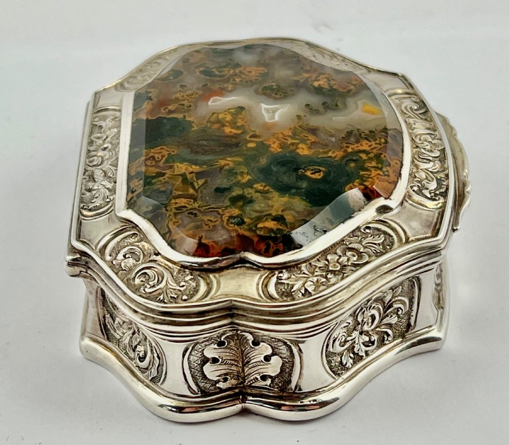 William IV silver and agate snuff box, Edinburgh 1834 View IV