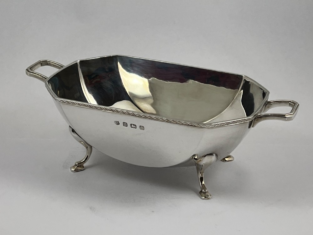George VI Art Deco 2 handled silver dish, Birmingham 1938