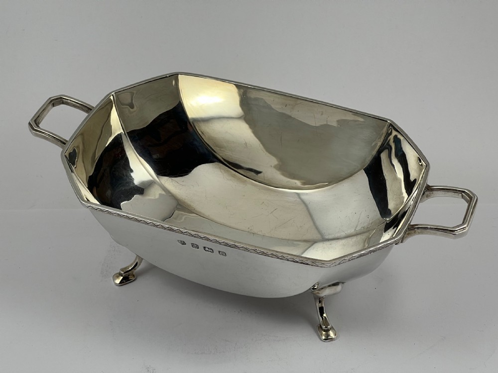 George VI Art Deco 2 handled silver dish, Birmingham 1938 View III