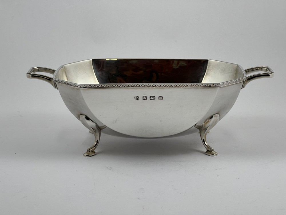 George VI Art Deco 2 handled silver dish, Birmingham 1938 View IV