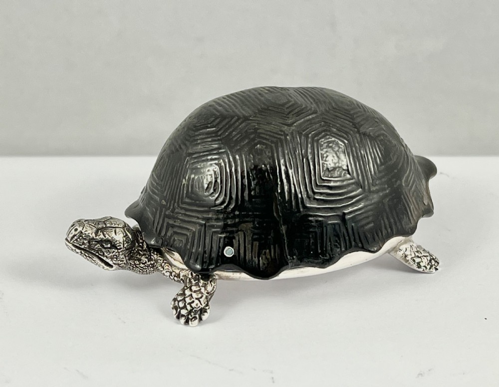 Victorian antique silver and tortoise vesta box, London 1881. View VII