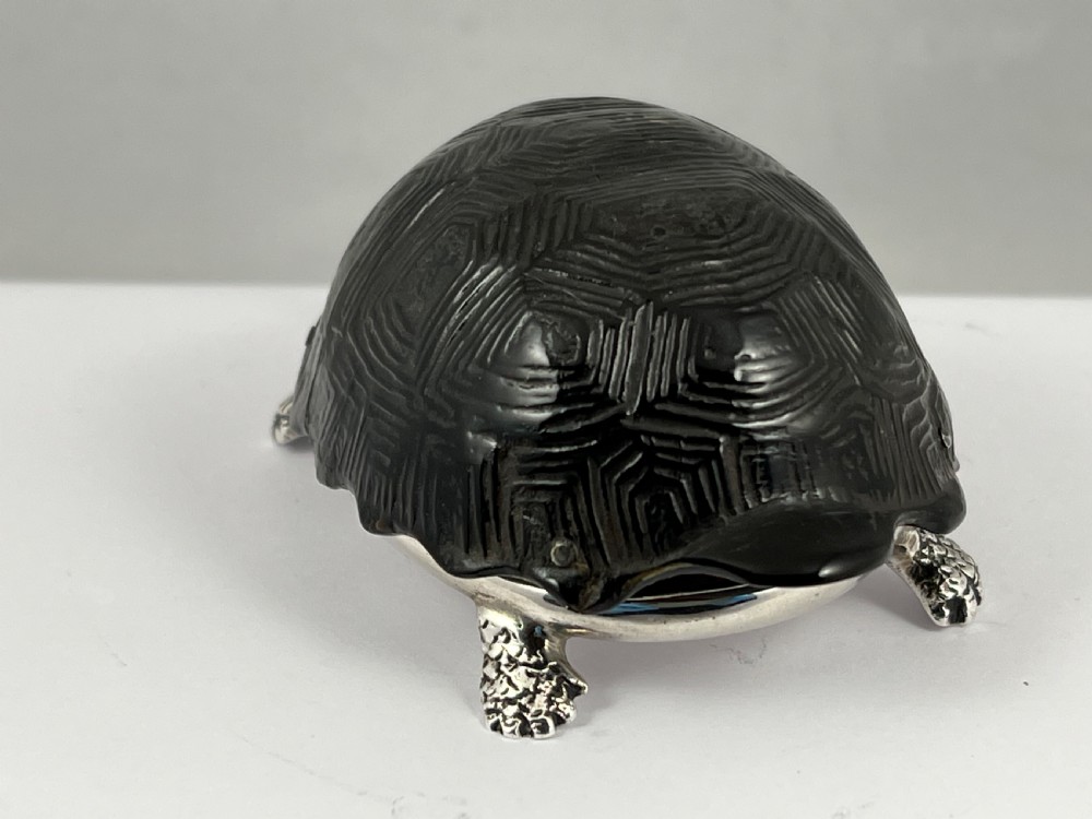 Victorian antique silver and tortoise vesta box, London 1881. View VIII