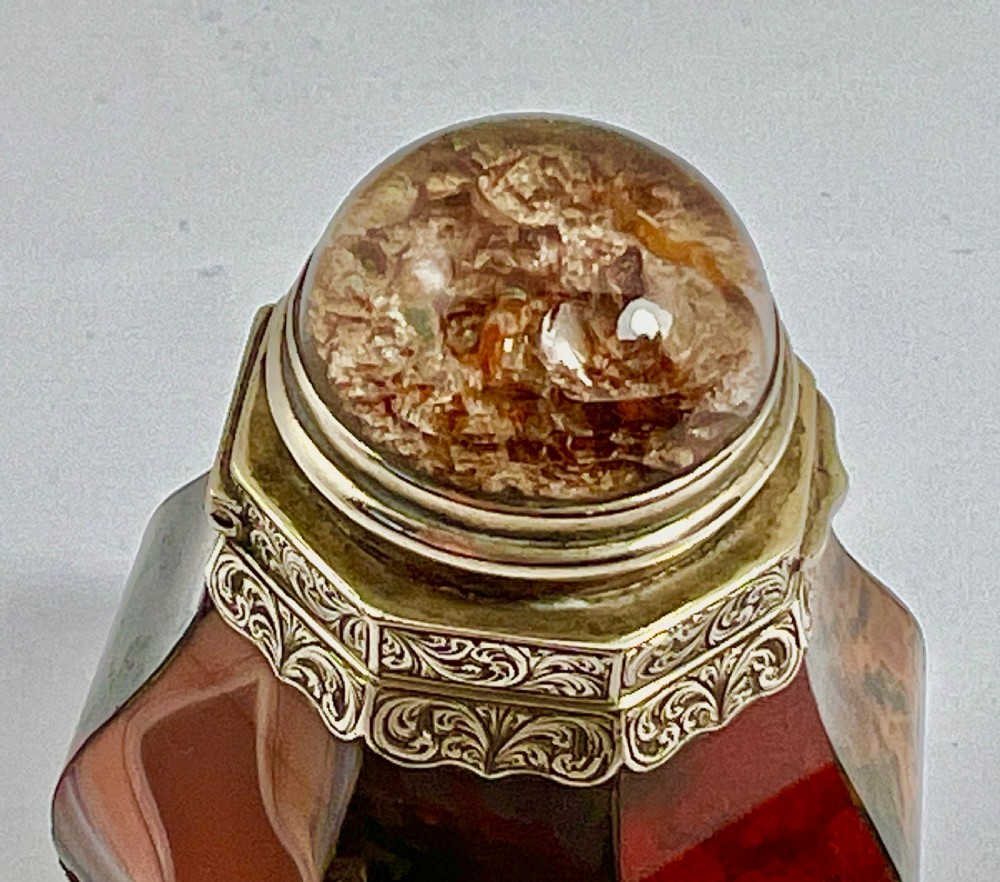 Victorian antique silver gilt and agate vinaigrette, Scottish c.1860 View VII
