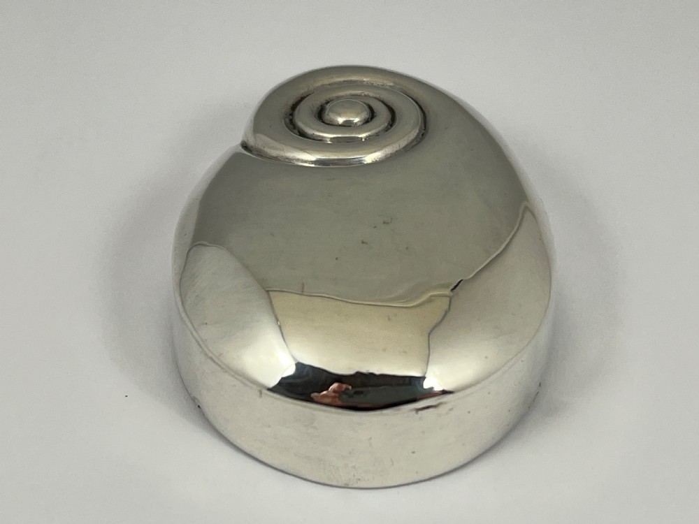 George III antique silver snail snuff box, Mathew Linwood 1804 View II