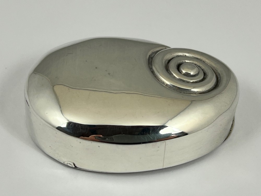 George III antique silver snail snuff box, Mathew Linwood 1804 View IV
