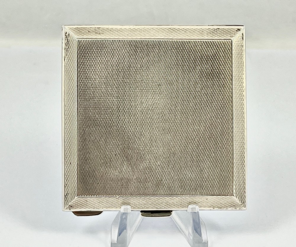 Elizabeth II Art Deco silver and blue enamel compact, 1952 View II