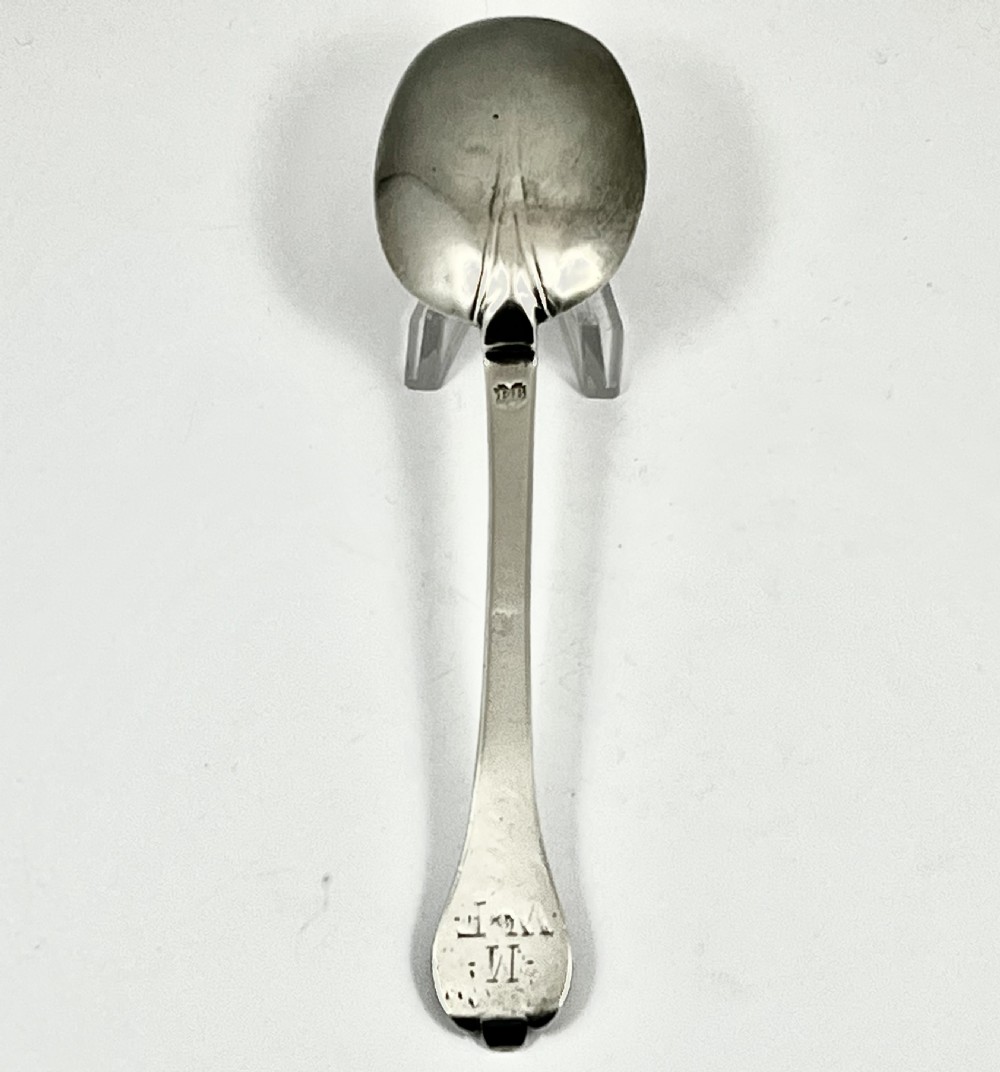 William and Mary Newcastle silver trefid spoon, Eli Bilton c.1690 View III