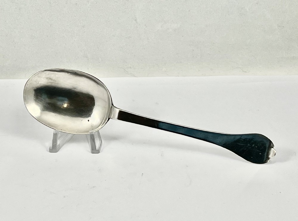 William and Mary Newcastle silver trefid spoon, Eli Bilton c.1690 View VIII