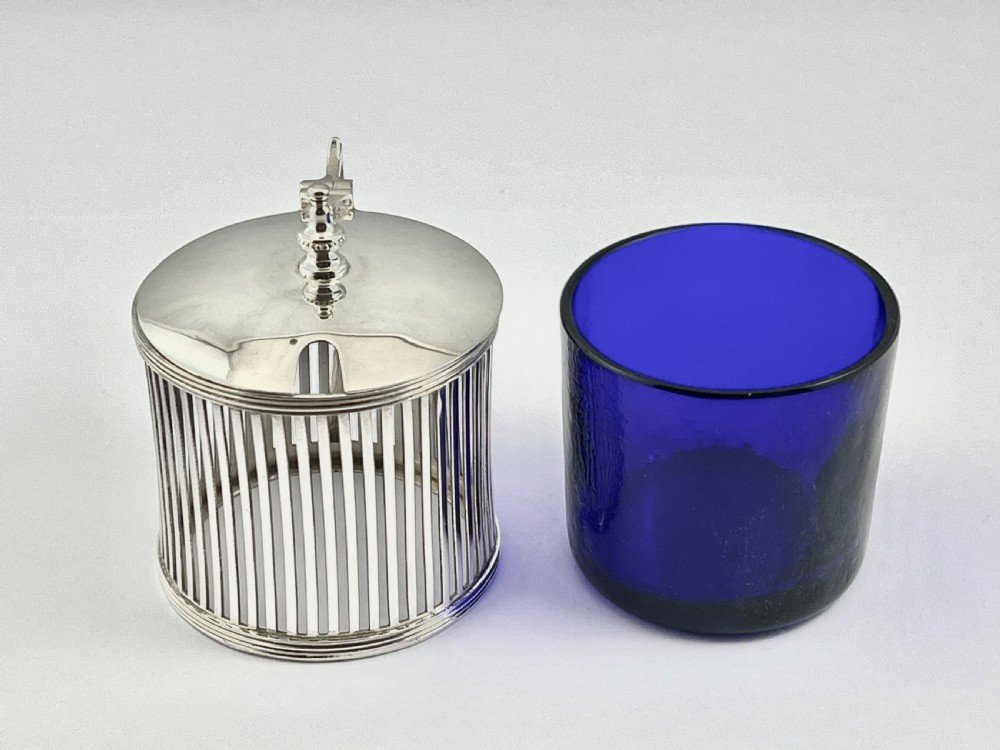 George V, silver mustard pot, Harold Bushall, Birmingham 1912 View VII