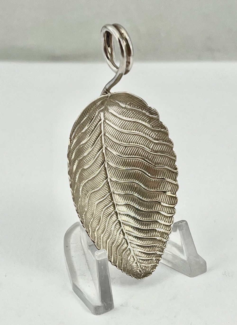 George III silver “leaf” caddy spoon, Elizabeth Morley 1802 View II