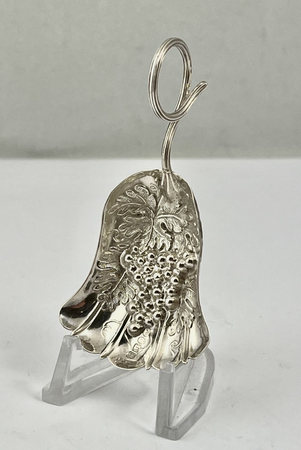 William IV antique silver, grape and vine caddy spoon, 1835