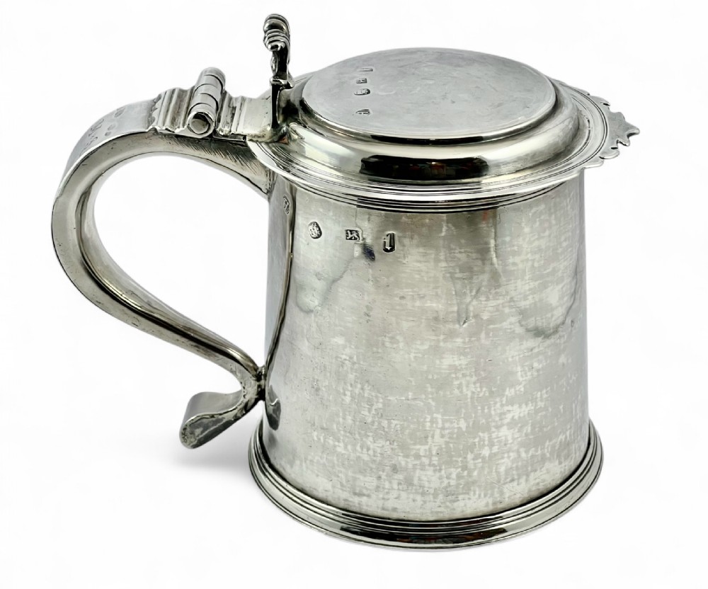 James II antique silver lidded tankard, London 1688