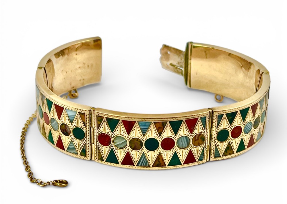 Victorian antique gold and agate Scottish bracelet c. 1860