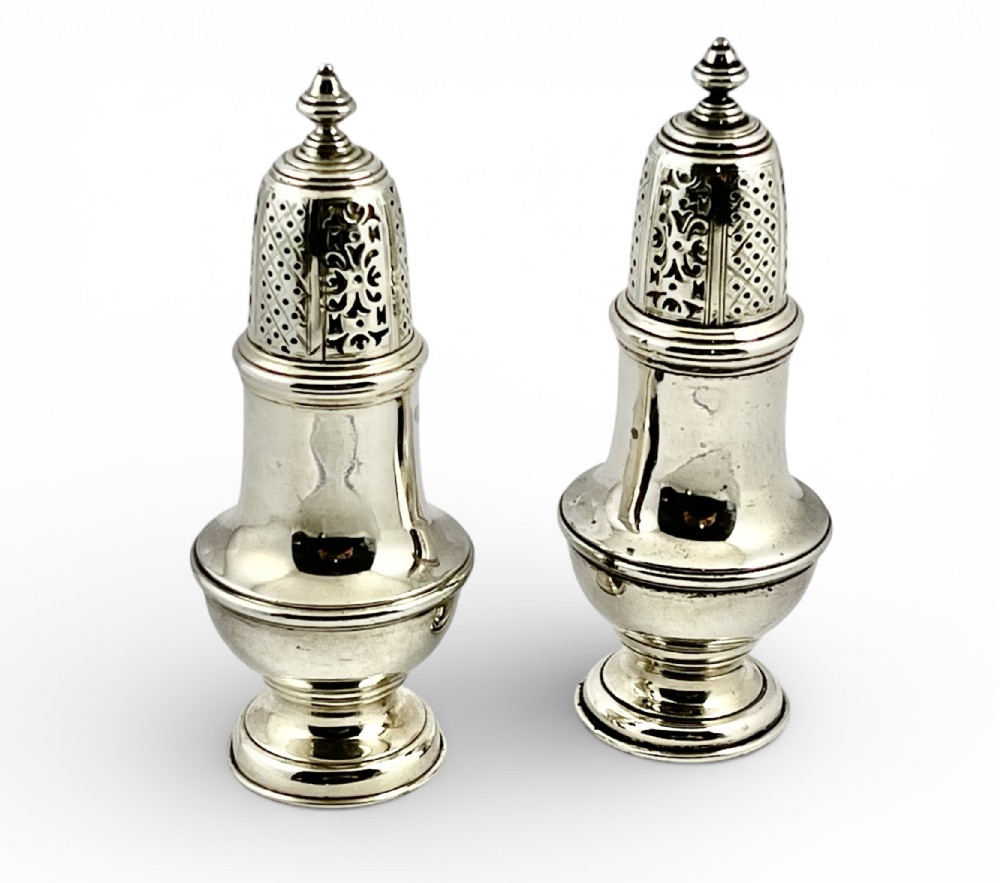 Pair of antique Edwardian silver pepper pots, London 1904