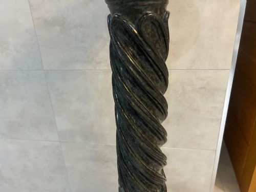 VICTORIAN GREEN MARBLE PEDESTAL - ADDITIONAL PHOTO 3