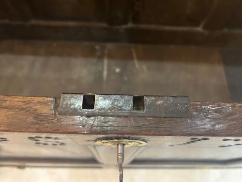 18TH CENTURY MULE CHEST - ADDITIONAL PHOTO 14