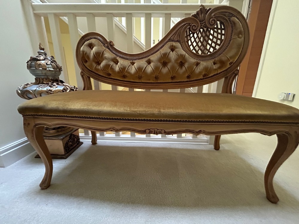 Scroll back settee  View IV