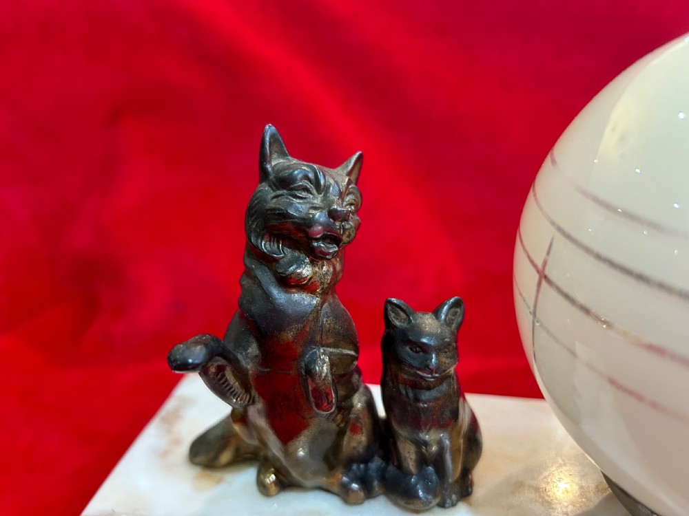 Art Deco lamp with cats View II