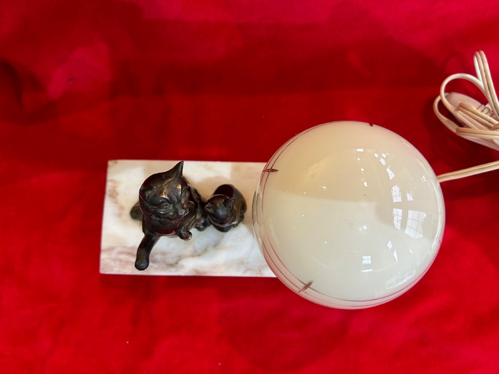 Art Deco lamp with cats View IV