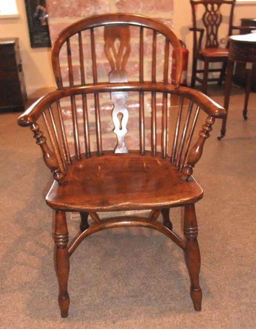 19thc. Windsor Armchair Made in Elizabeth Gabbitass Workshops.