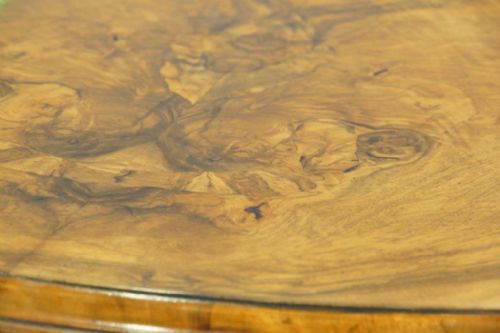 fig 2. Superb Victorian circular walnut dining table