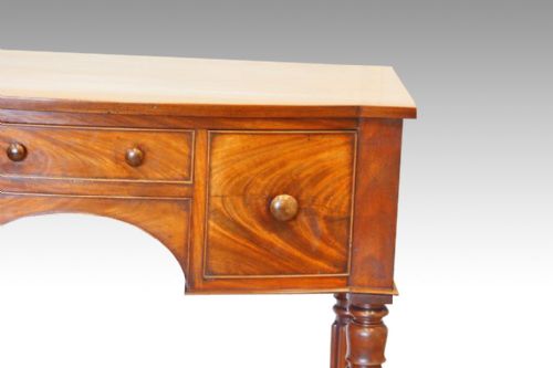 fig 2. Georgian mahogany dressing table/small sideboard