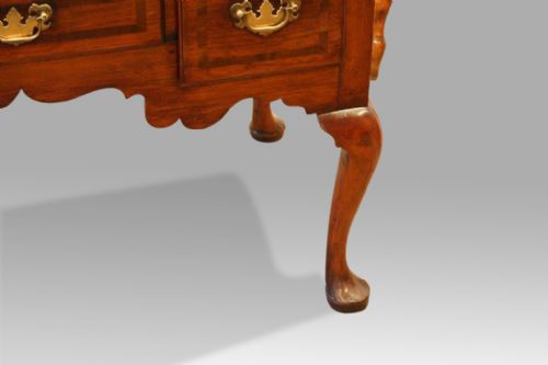 fig 4. George III chestnut chest on stand