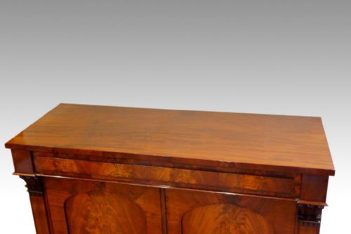 fig 4. William IV mahogany chiffonier sideboard