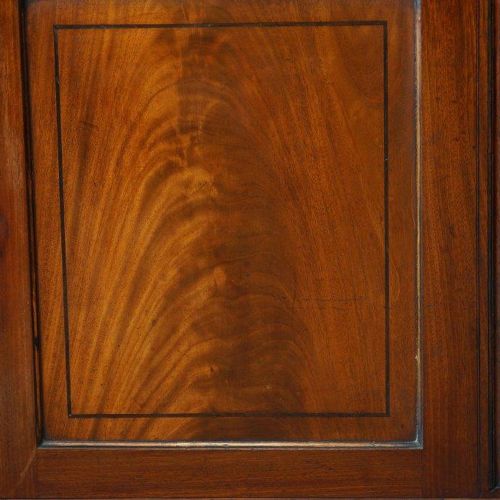 fig 3. George III mahogany library bookcase