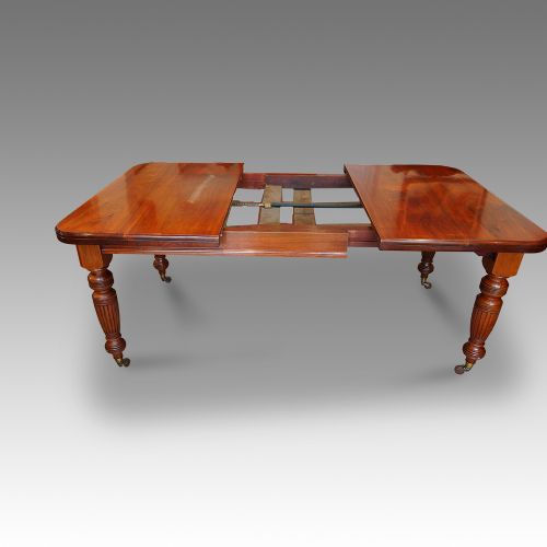 fig 2. Edwardian walnut 8 seat dining table