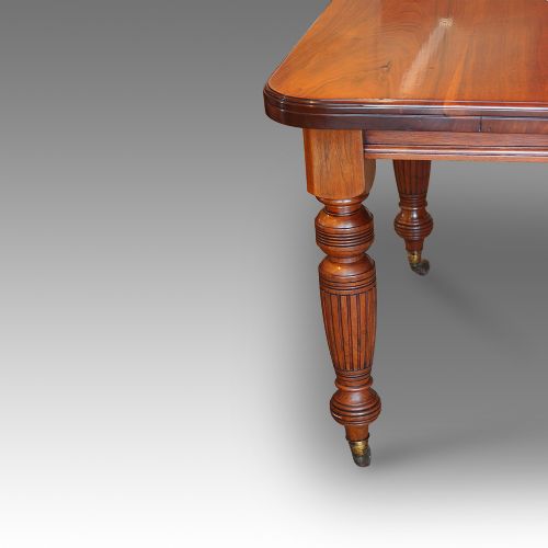 fig 3. Edwardian walnut 8 seat dining table