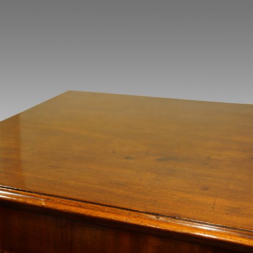 fig 4. Georgian inlaid mahogany chest of drawers