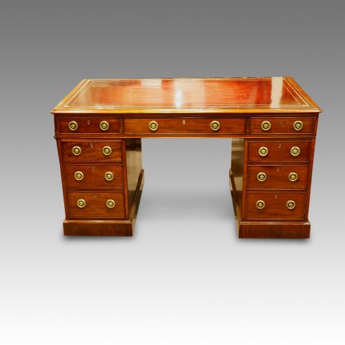 Early Victorian Mahogany Pedestal Desk