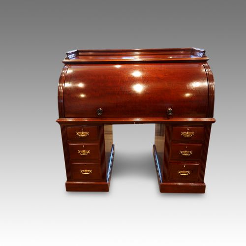 Victorian Mahogany Cylinder Desk